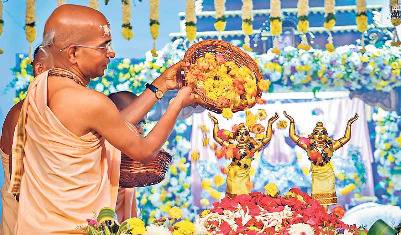 Devotion, grandeur mark Sri Nityananda Trayodashi at Hare Krishna Golden Temple