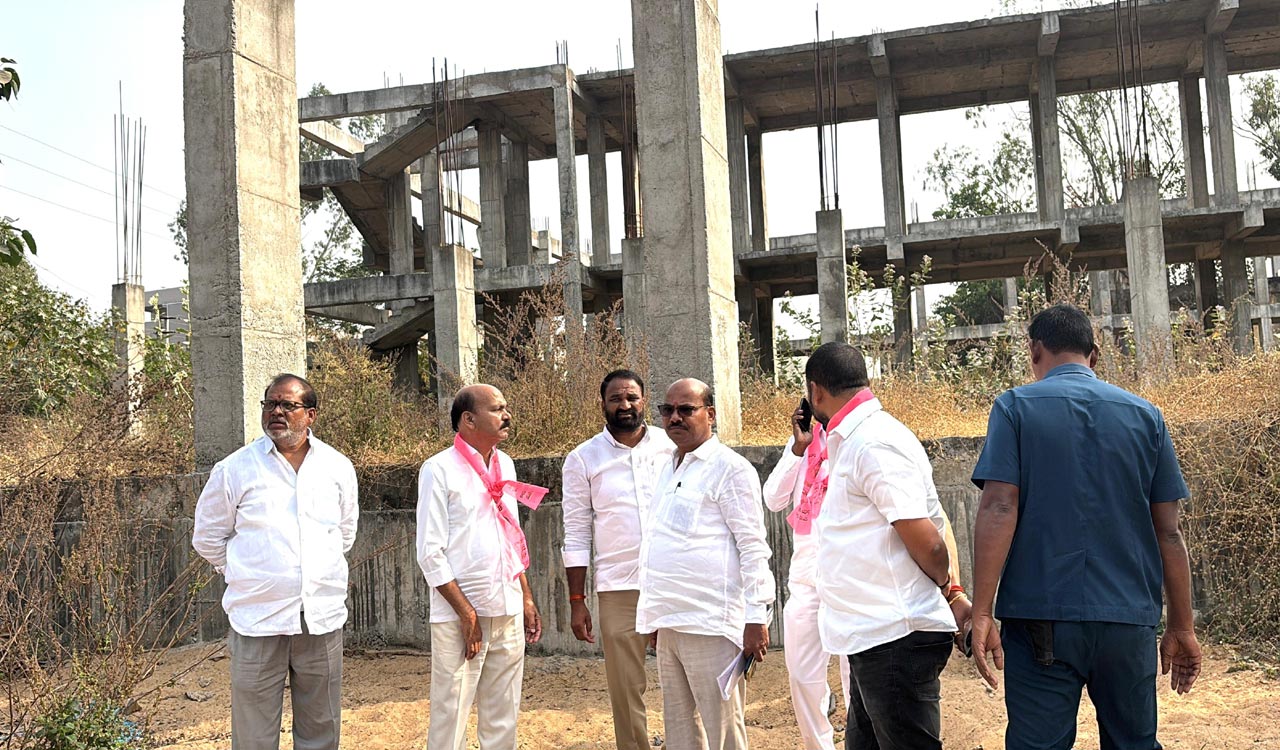 Congress government fails to complete integrated market in Sangareddy
