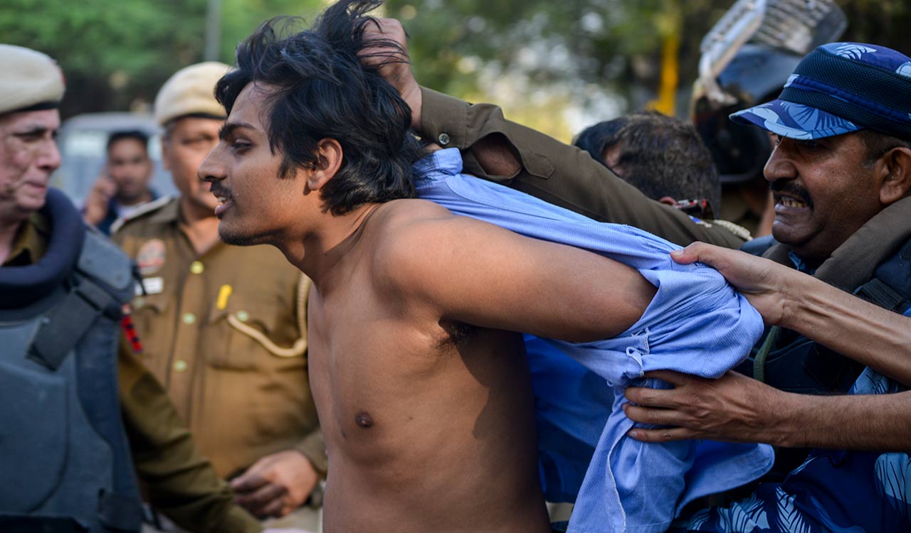 14 arrested in JNU protest case
