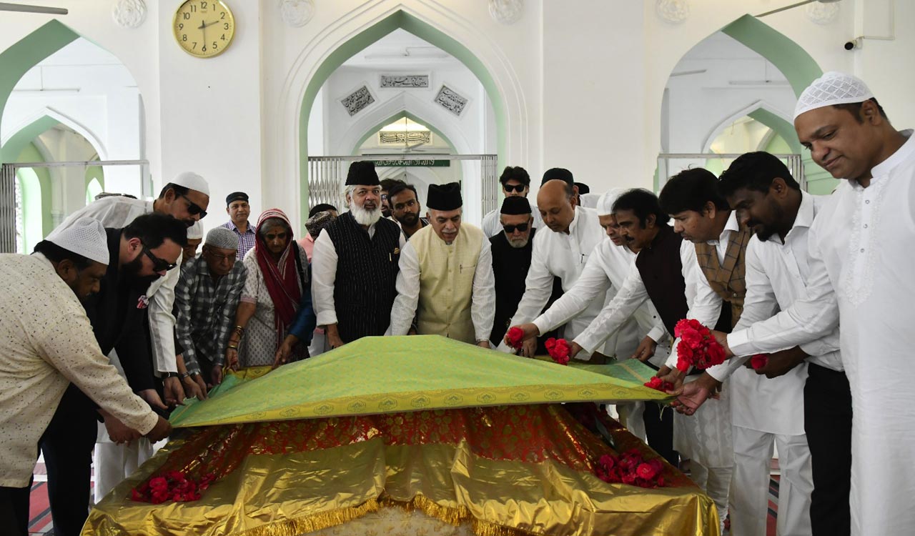 Tributes paid to seventh Nizam Mir Osman Ali Khan on 59th death anniversary