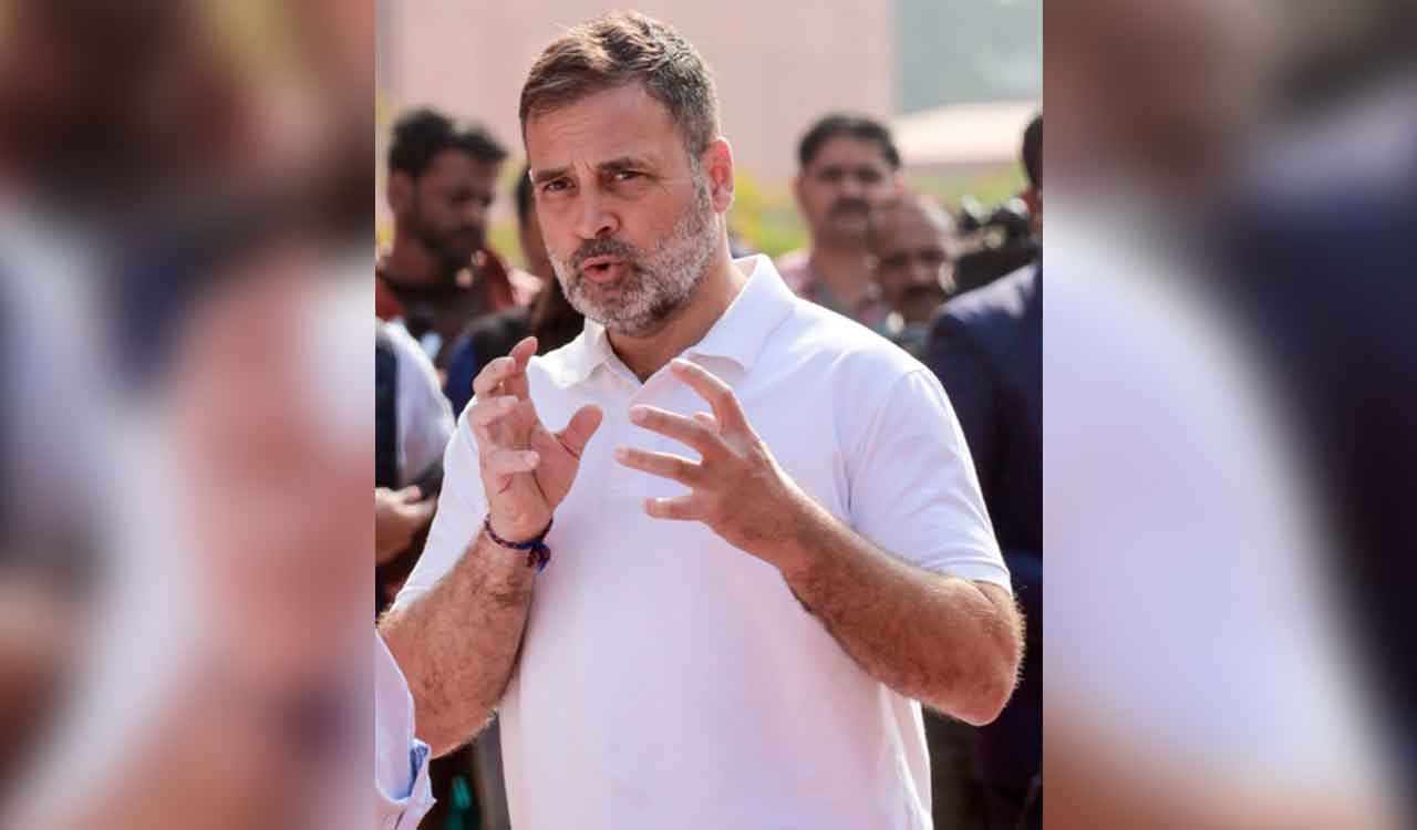 Rahul Gandhi, Bittu trade barbs near Parliament entrance