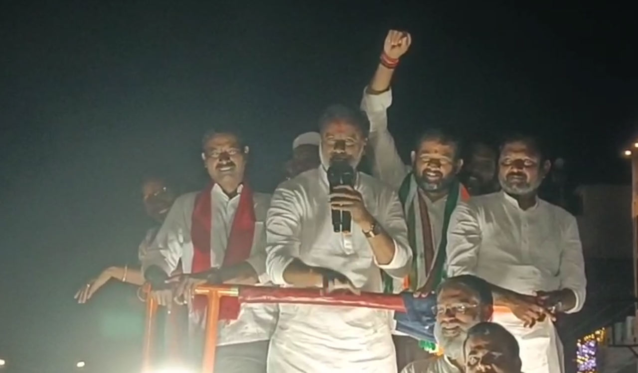 Video: Komatireddy renews Cabinet berth warning, vows to ‘become Telangana CM’