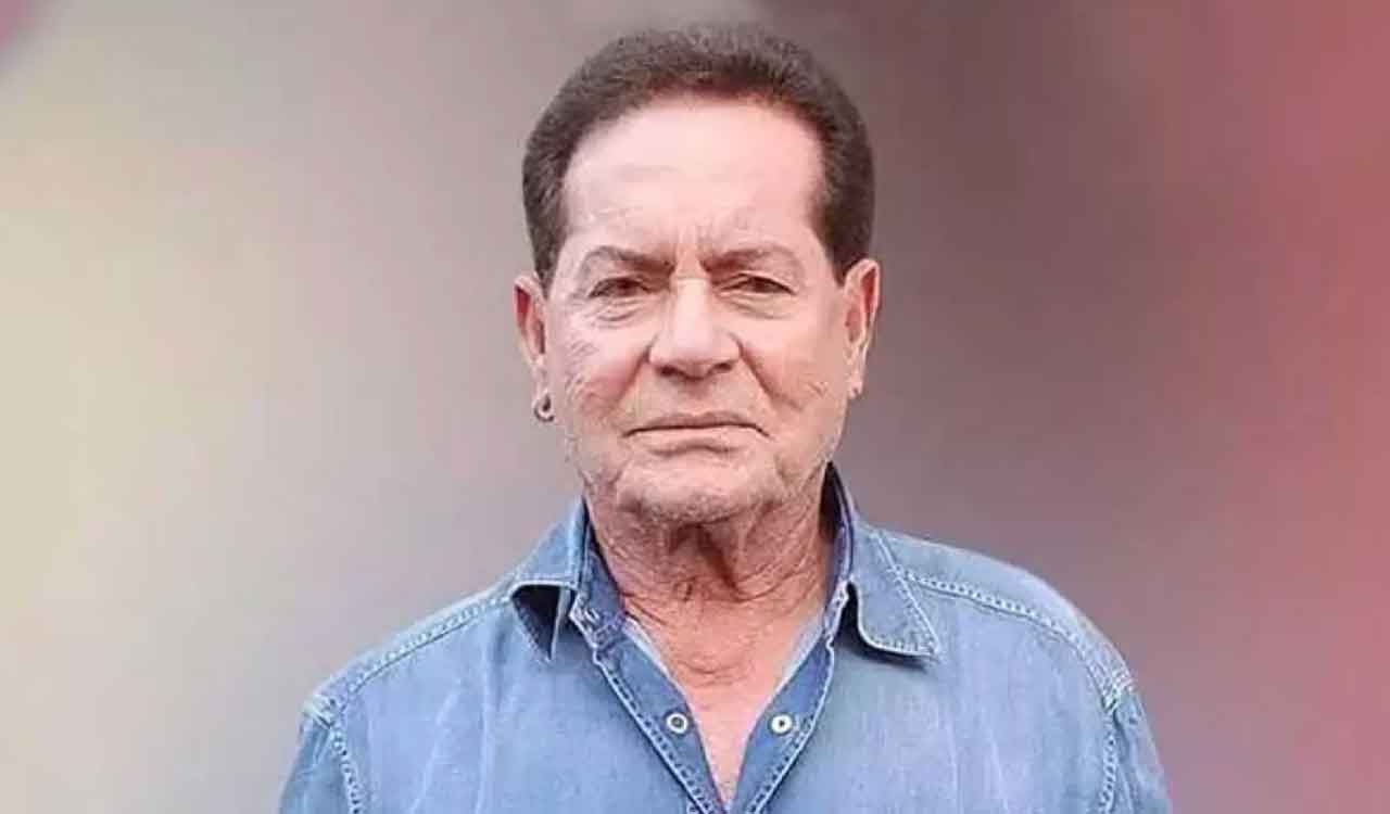 Screenwriter Salim Khan admitted to Mumbai hospital