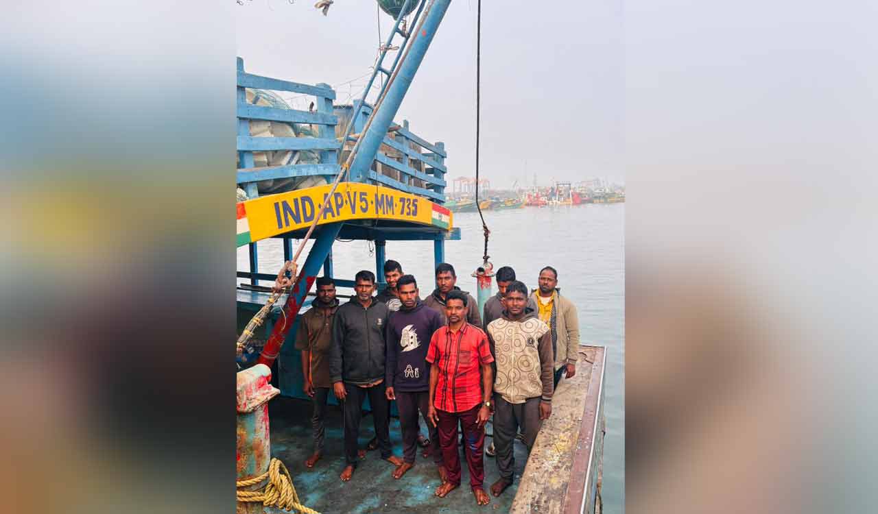Nine fishermen return to Visakhapatnam after cross-border detention