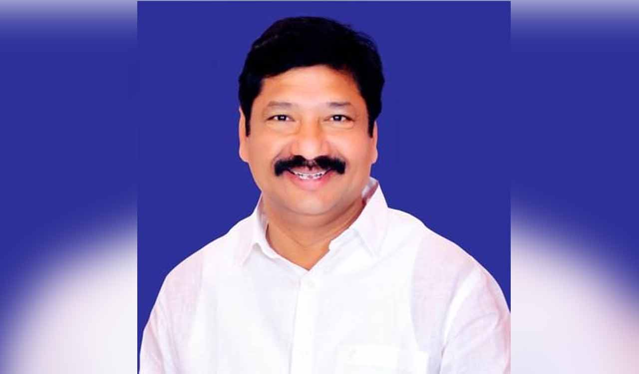 Former Andhra minister’s house vandalised in Ibrahimpatnam