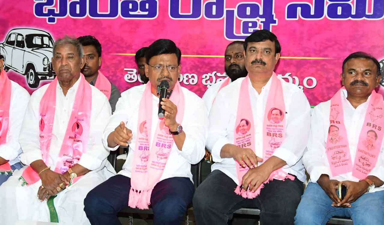 Poorer sections under stress in Congress rule: MLC Madhusudhan