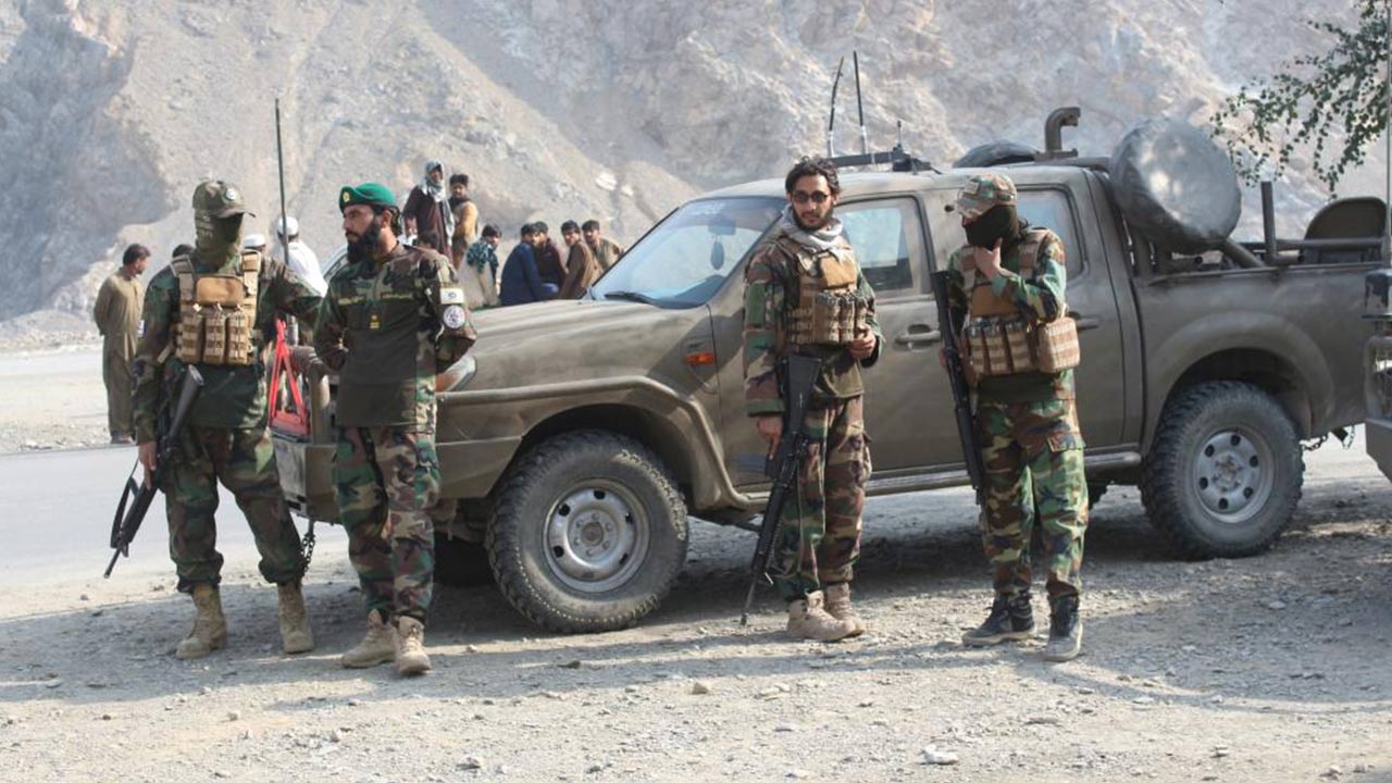 Afghan forces seize key Pakistani posts along border: Officials