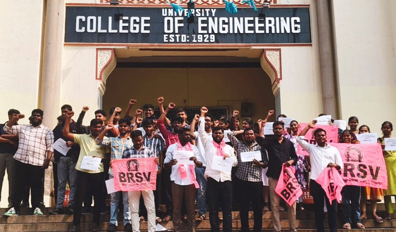 BRSV protests at Osmania University over pending scholarships
