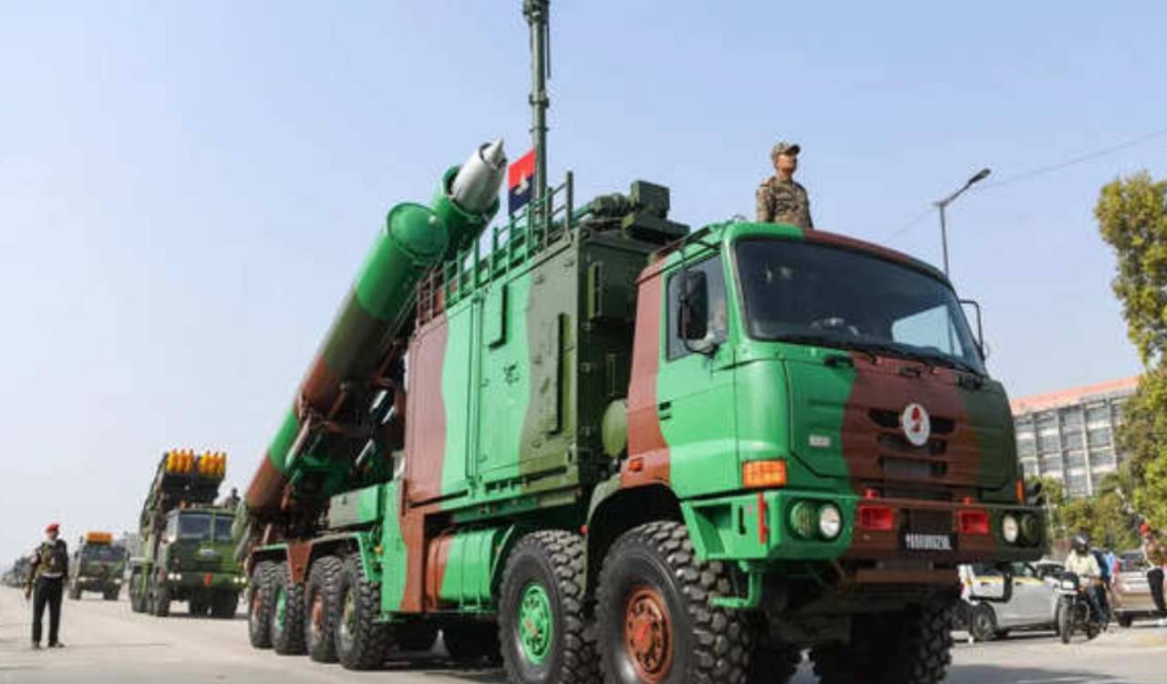 India clears Rs 2.38 lakh crore defence deals, approves S-400 systems and transport aircraft