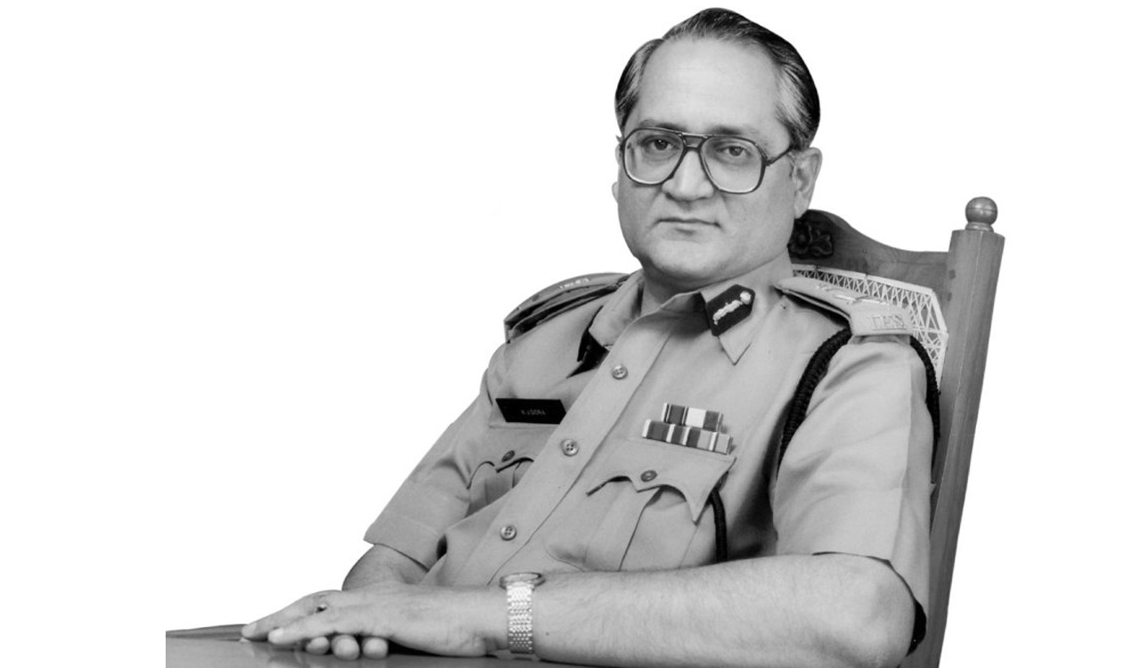 Former DGP of united Andhra Pradesh, HF Dora has passed away