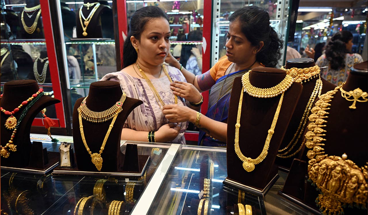 Gold, silver prices climb ahead of key US Fed meet