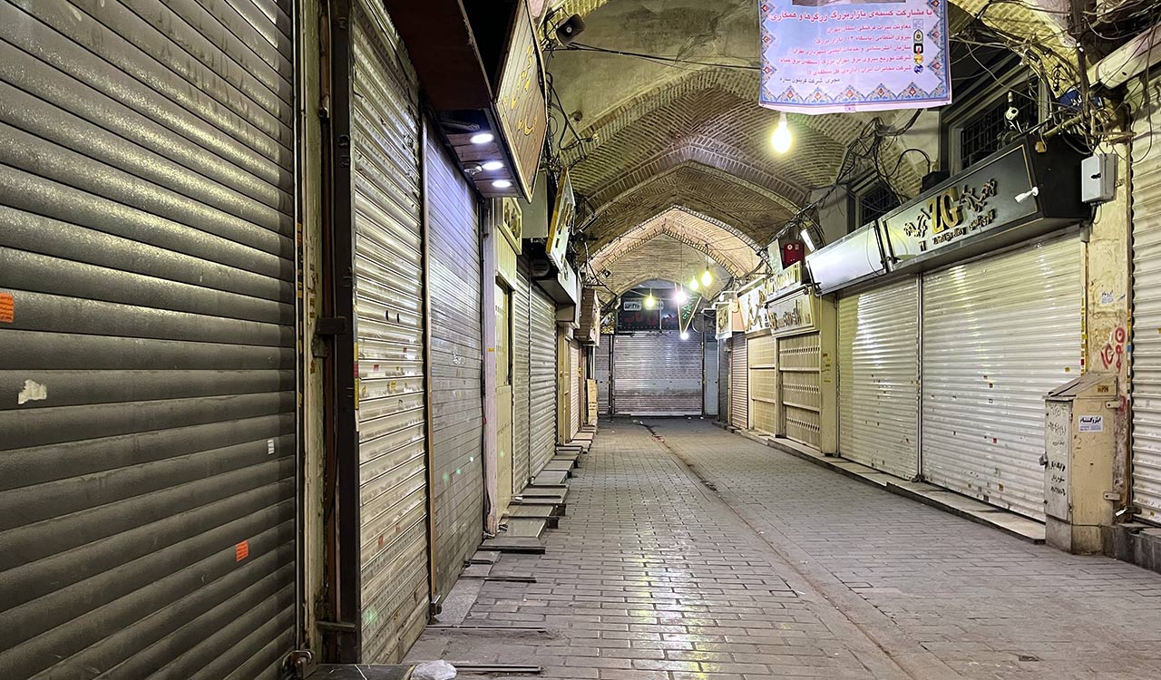 Iran targets Israel, Gulf Arab states as Trump says US in talks to end war