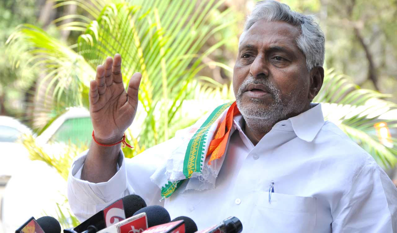 Jeevan Reddy keeps political cards close to chest in Jagtial