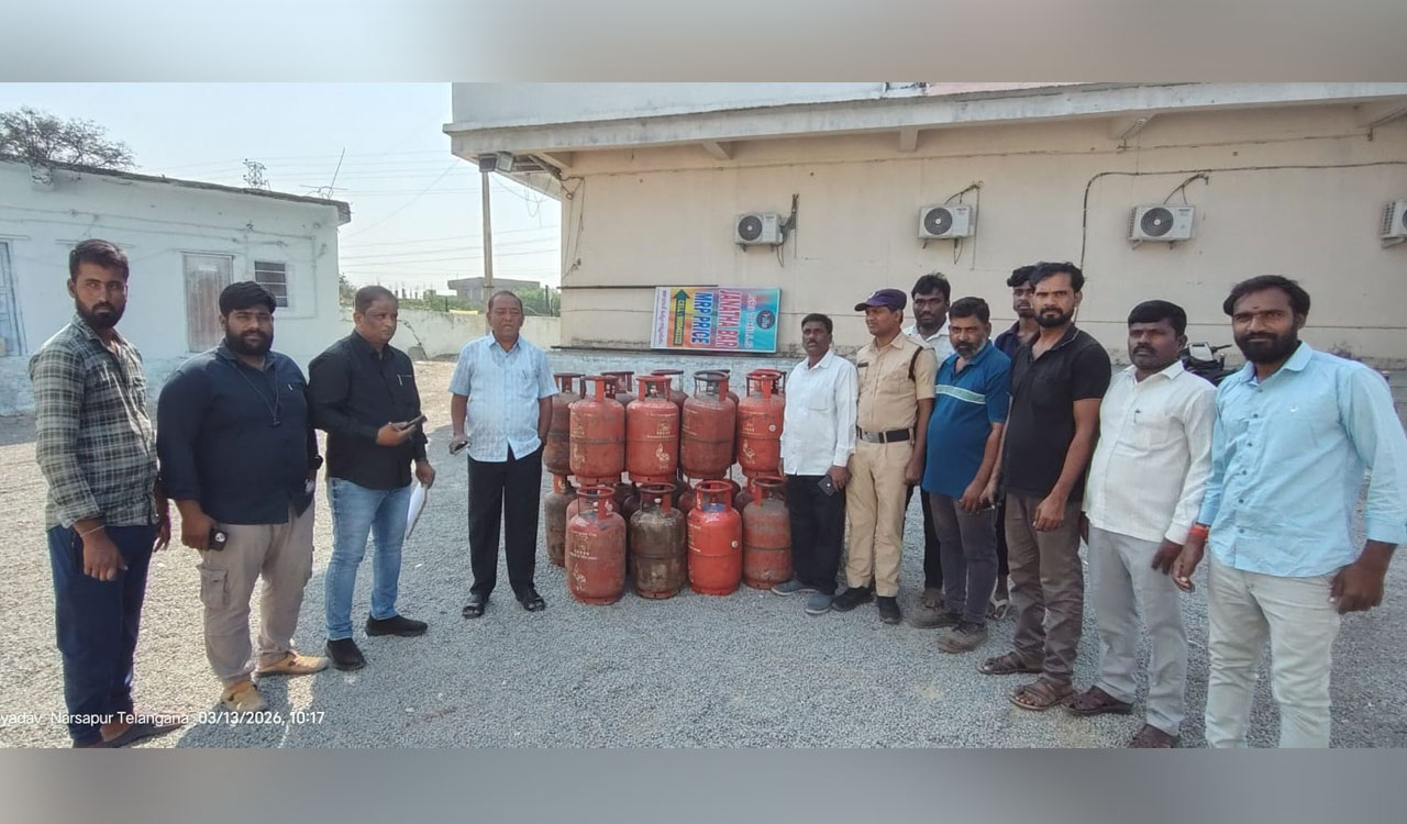 Shortage of gas hits temples, hostels, hotels across erstwhile Medak