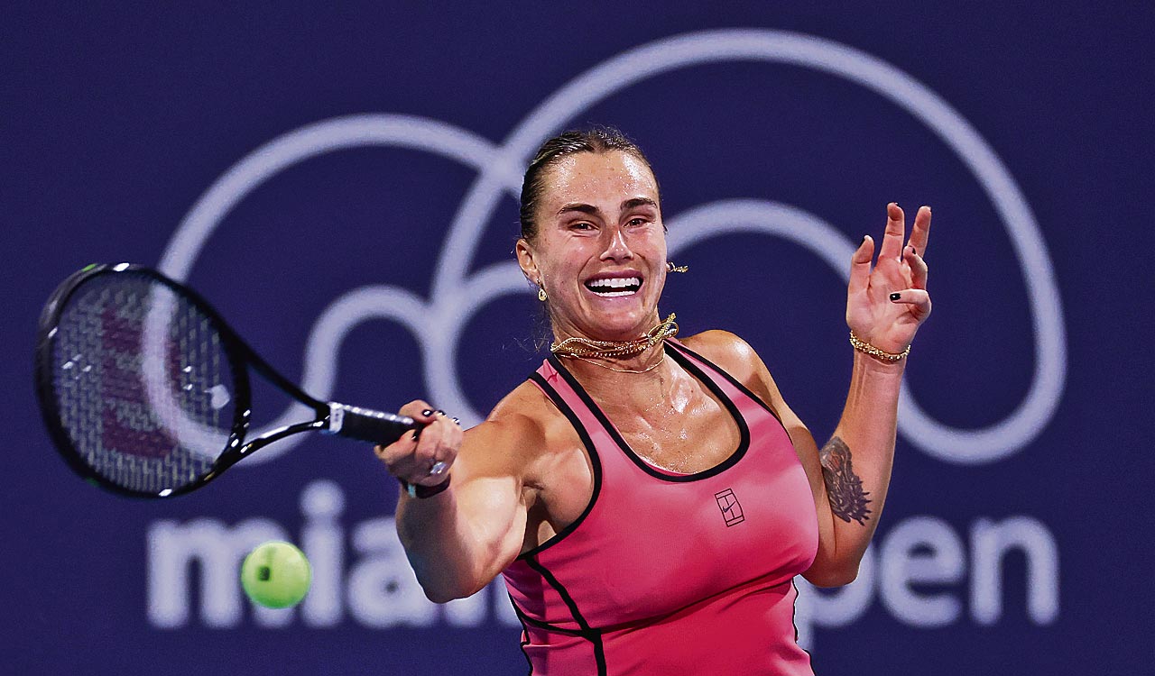 Sabalenka storms into Miami Open QF, Gauff sets up Bencic showdown