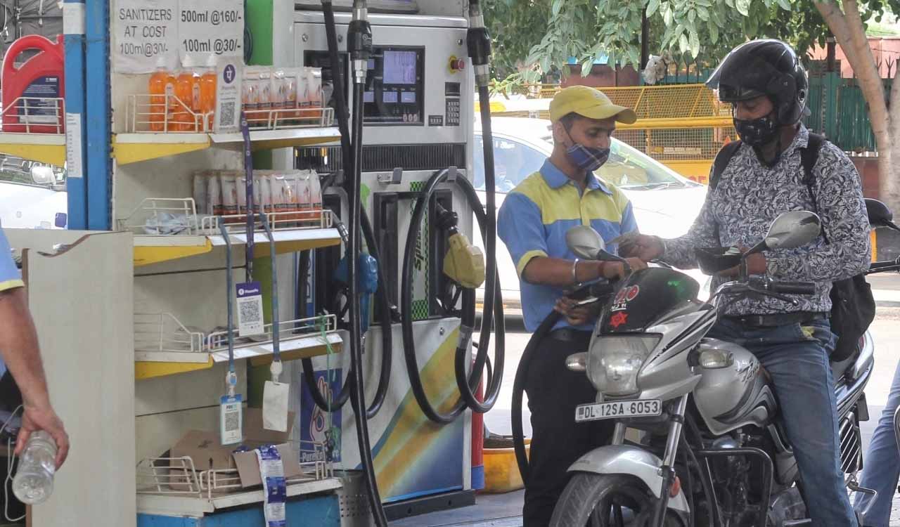 No crisis on oil front as India has ample reserves, diversified imports: Govt