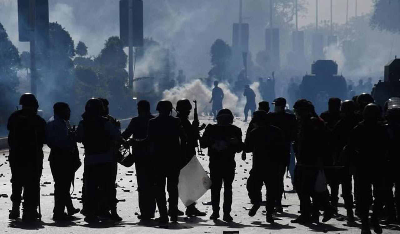 US missions across Pakistan suspend operations amid deadly protests