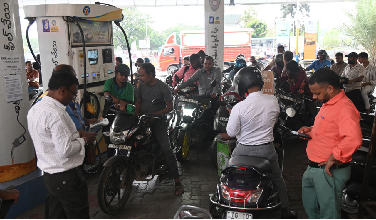 Fuel shortage in Telangana is not real: Telangana Bharat Petroleum Dealers body