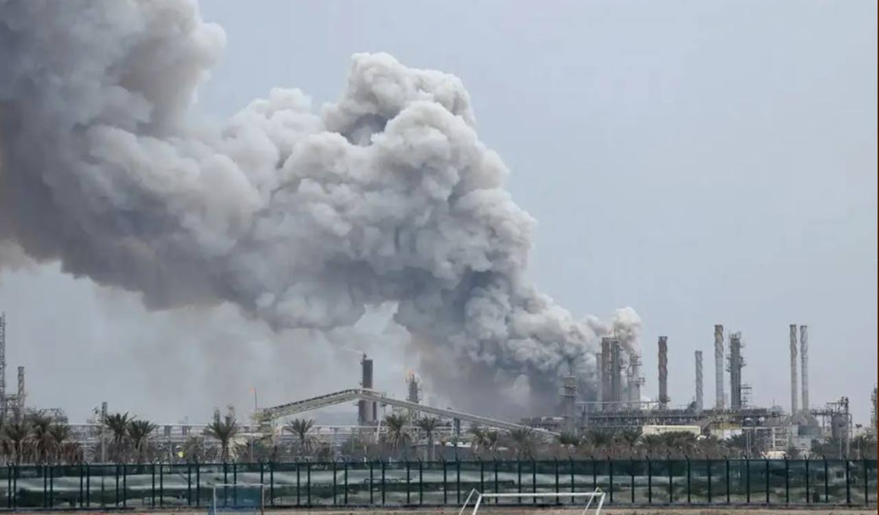 Iran hits Kuwaiti oil refinery and explosions boom over Tehran from Israeli attack