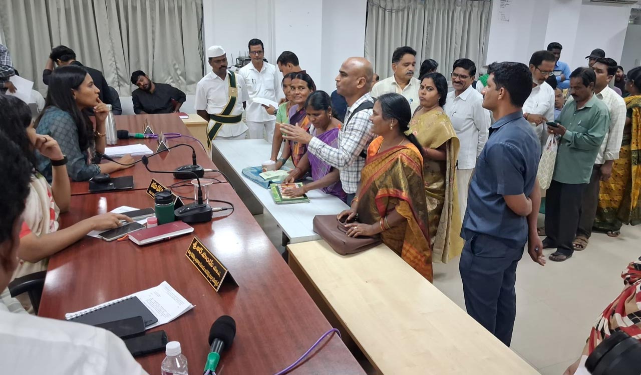 Rythu Swarajya Vedika flags poor implementation of NFBS in Sangareddy