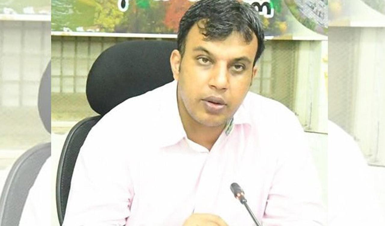 Dalit woman demands action against Jangaon Collector, others under SC/ST Act