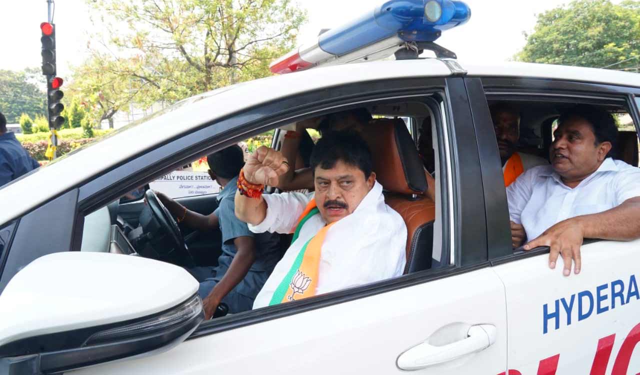 Telangana BJP chief Ramchander Rao arrested during protest near Assembly