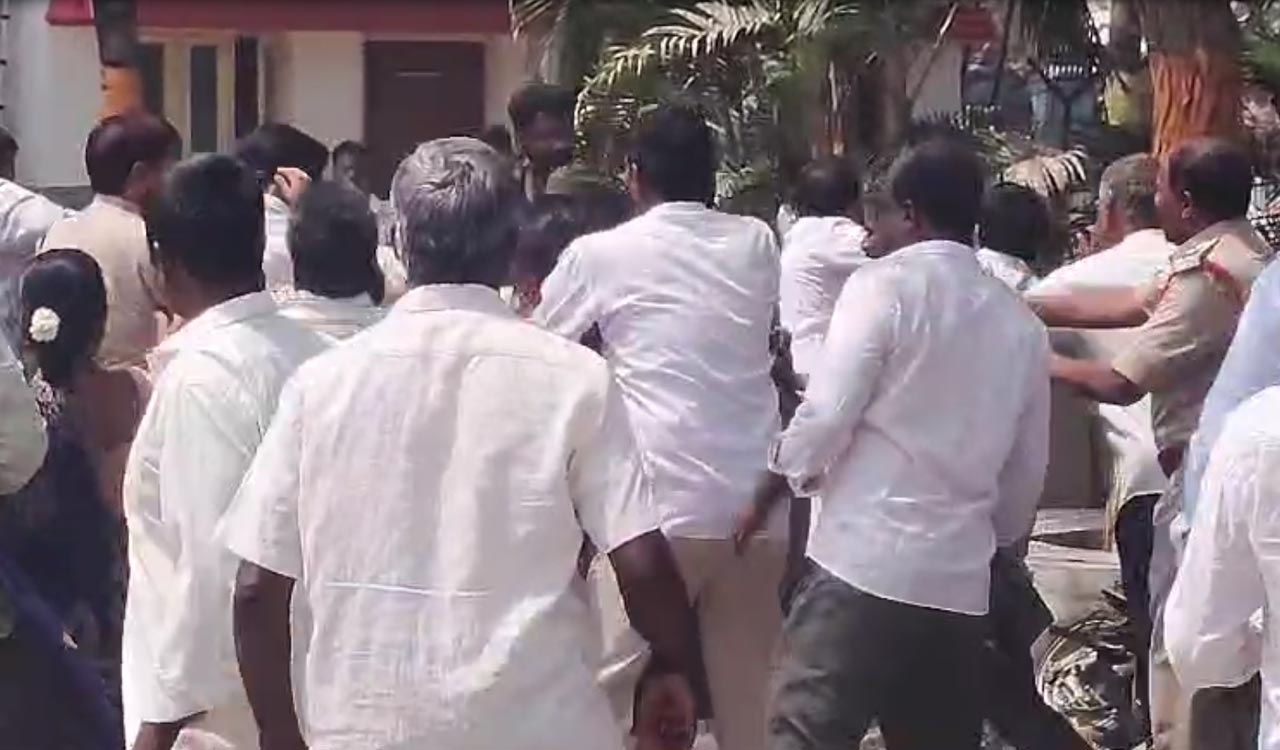 Watch: Husband-wife dispute turns violent at Toopran police station in Medak