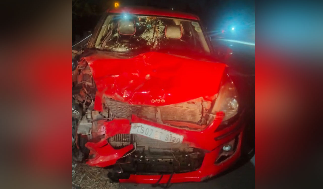 Two killed in head-on collision between car and auto in Medak