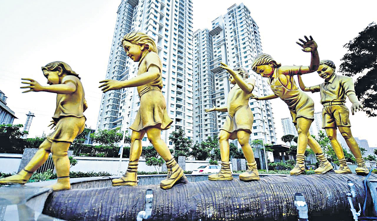 Namaste Telangana photojournalist wins first prize in FTCCI photo contest