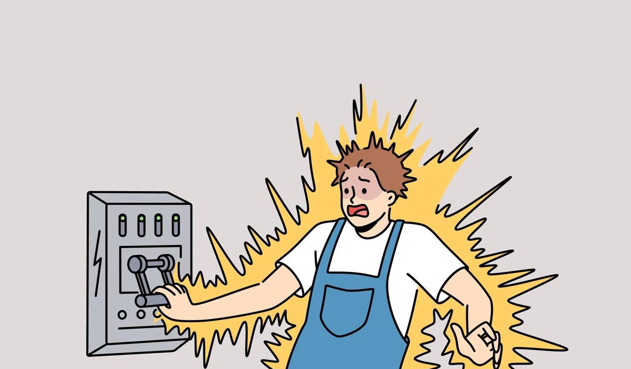 50-year-old woman electrocuted while drying clothes in Mancherial