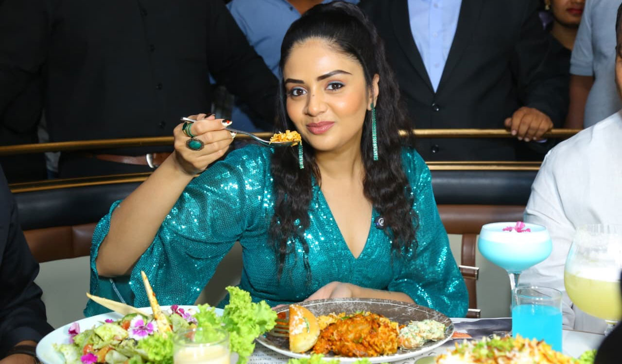 Sreemukhi launches Fursat Restaurant in Hyderabad