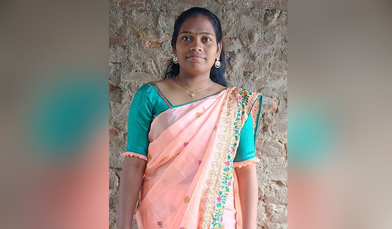 Tribal rights body condemns murder of pregnant tribal woman from Kondapalli