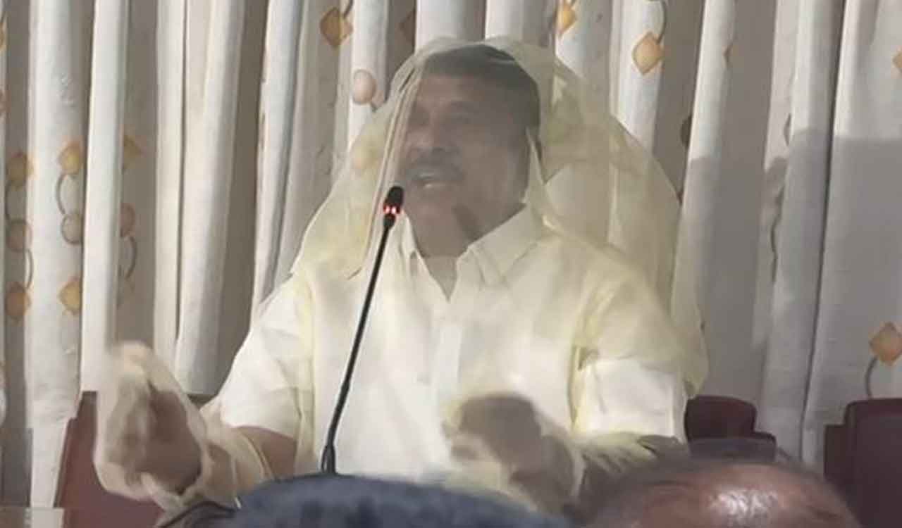Watch: BRS MLA Sudheer Reddy holds ‘mosquito net’ protest at Assembly