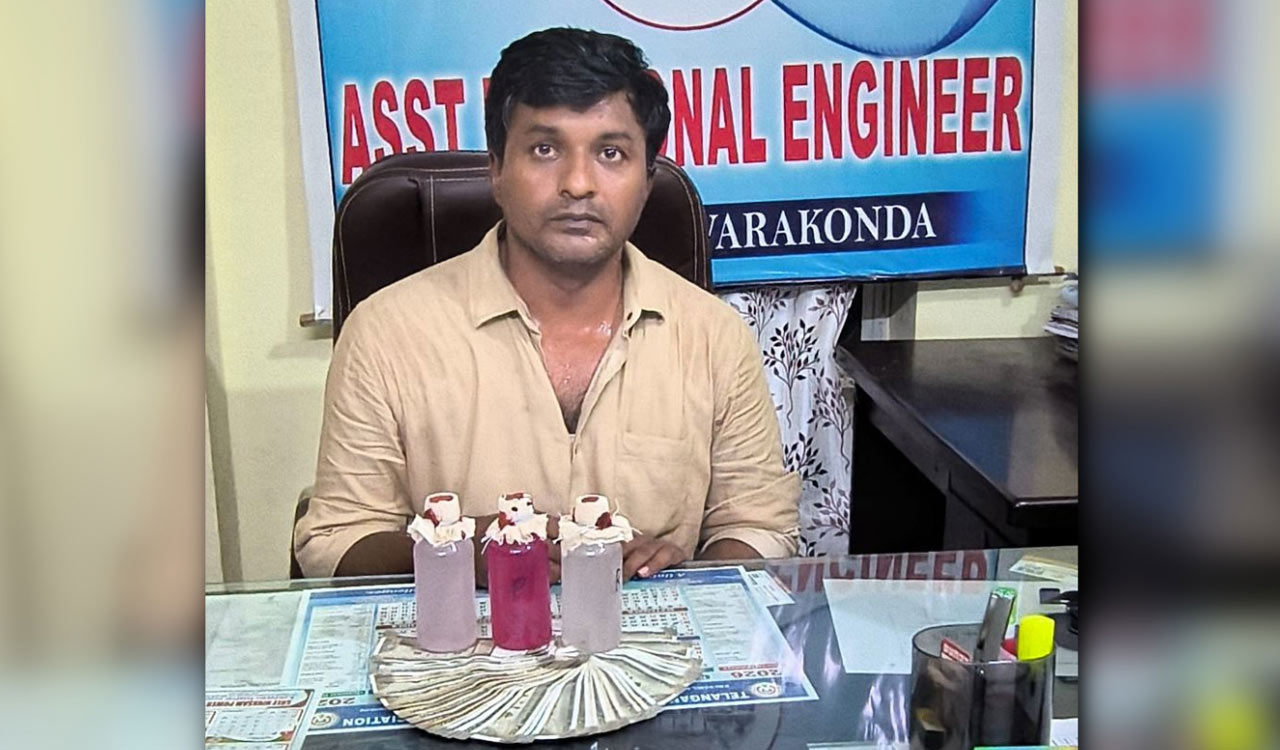 Nalgonda: ACB nabs Asst Divisional Engineer in bribery case