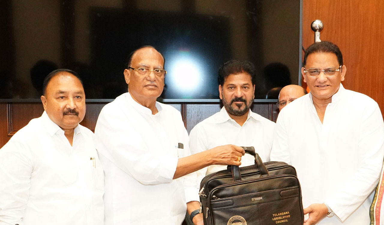 Azharuddin, Kodandaram sworn in as Telangana MLCs