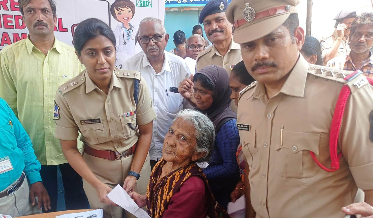 Amberpet police, KIMS Foundation organise Free Medical Camp in Hyderabad