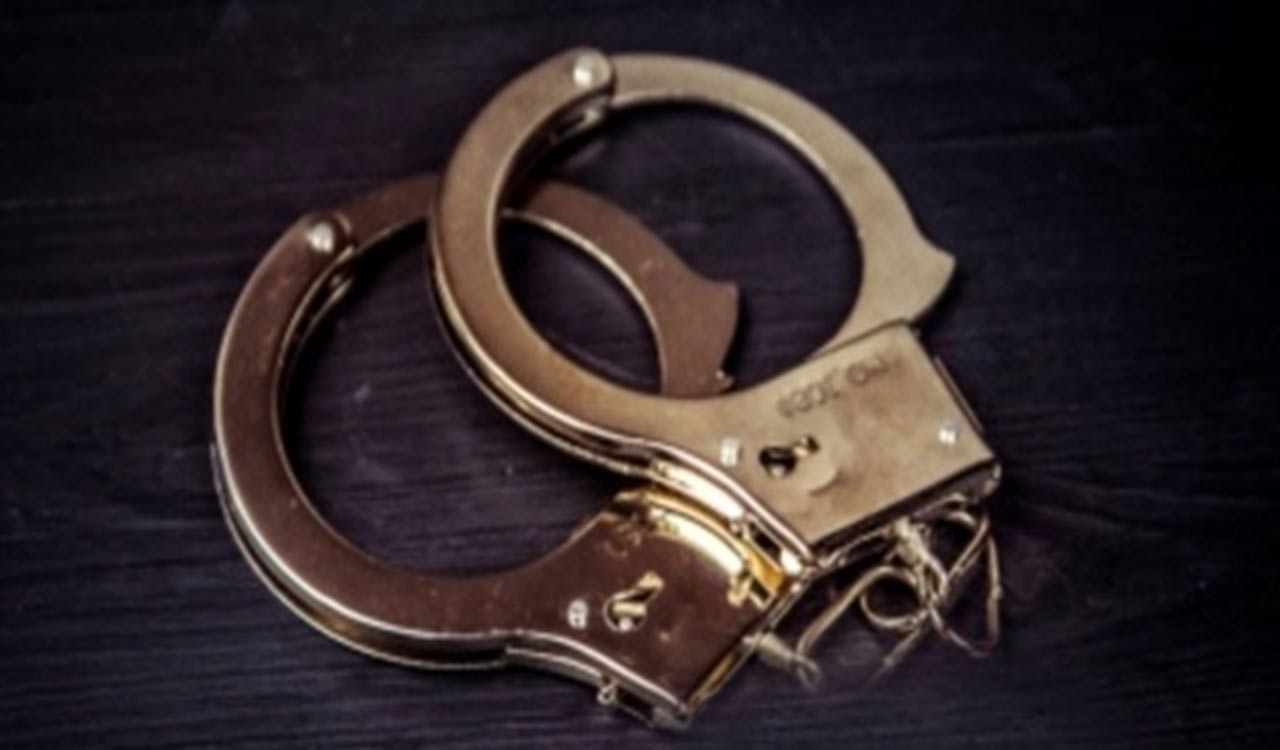 J&K woman cricketer, brother arrested by Mumbai Police for running sextortion racket