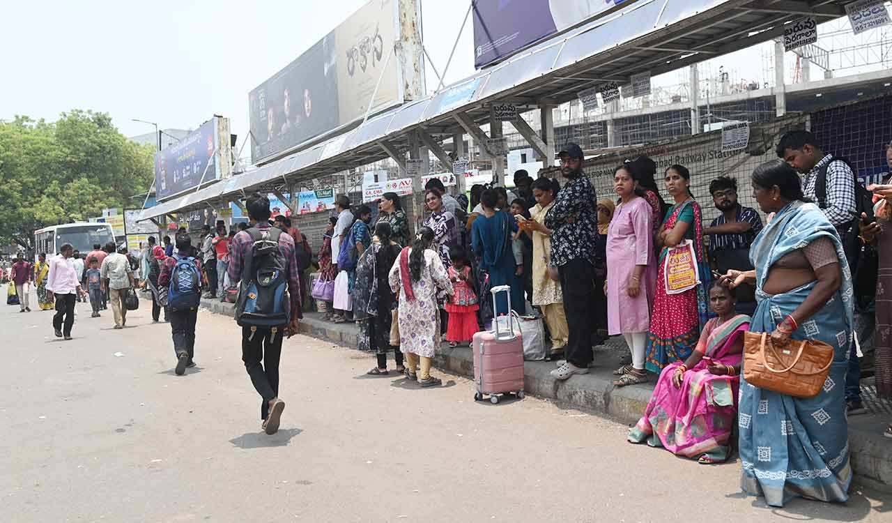 After suicide bids by RTC drivers, Revanth directs Ministers to hold talks with unions