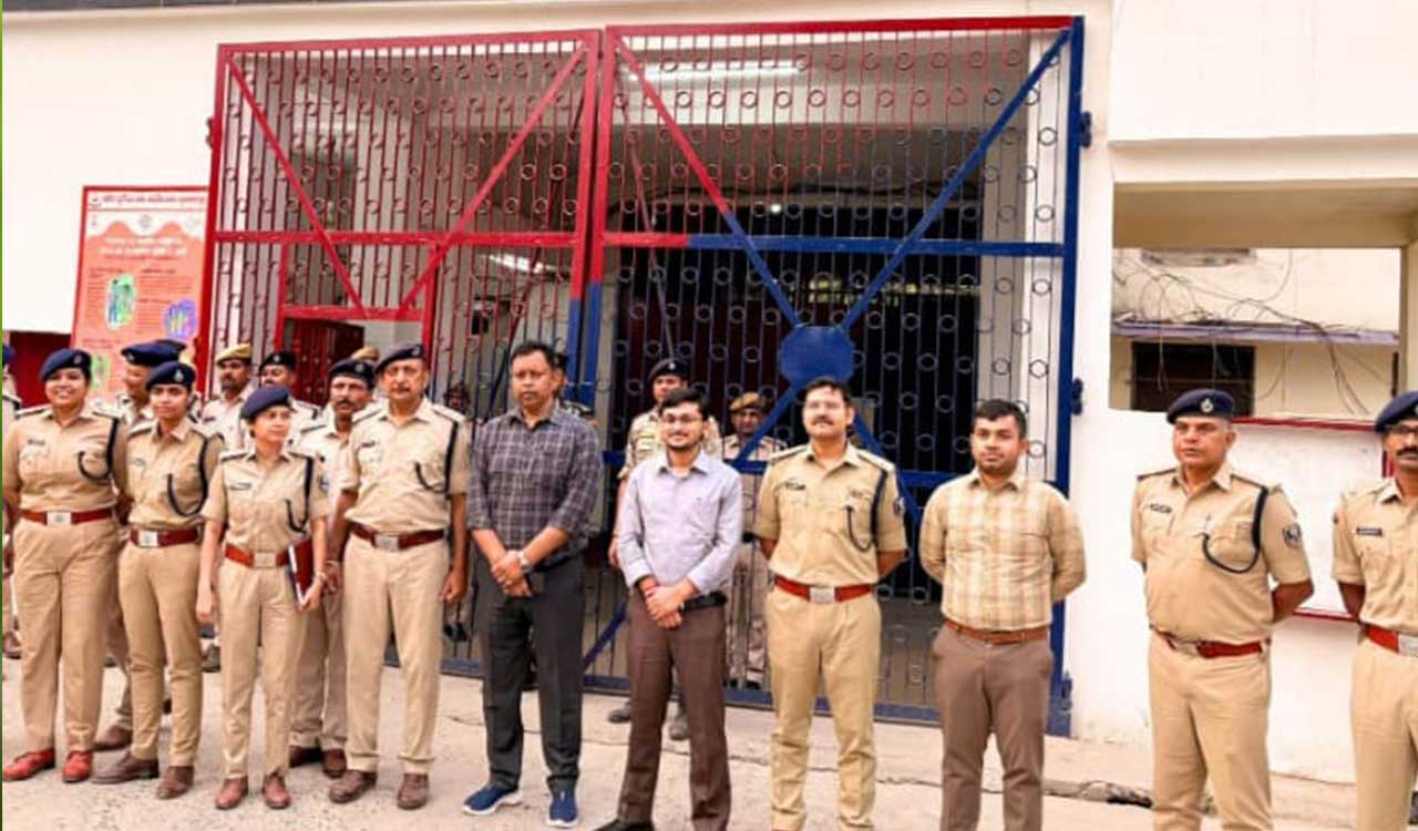Raids at prisons in Bihar to control crime after formation of new govt