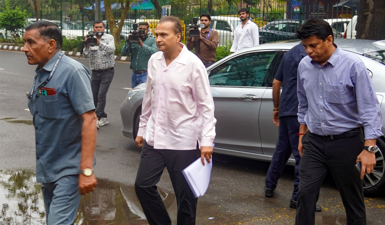 CBI books Anil Ambani and RCom in Rs 3,750 crore LIC case