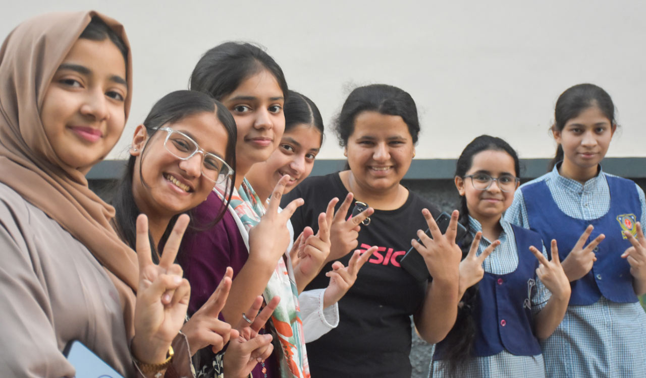 Telangana girls shine in CBSE Class X results, outperform boys
