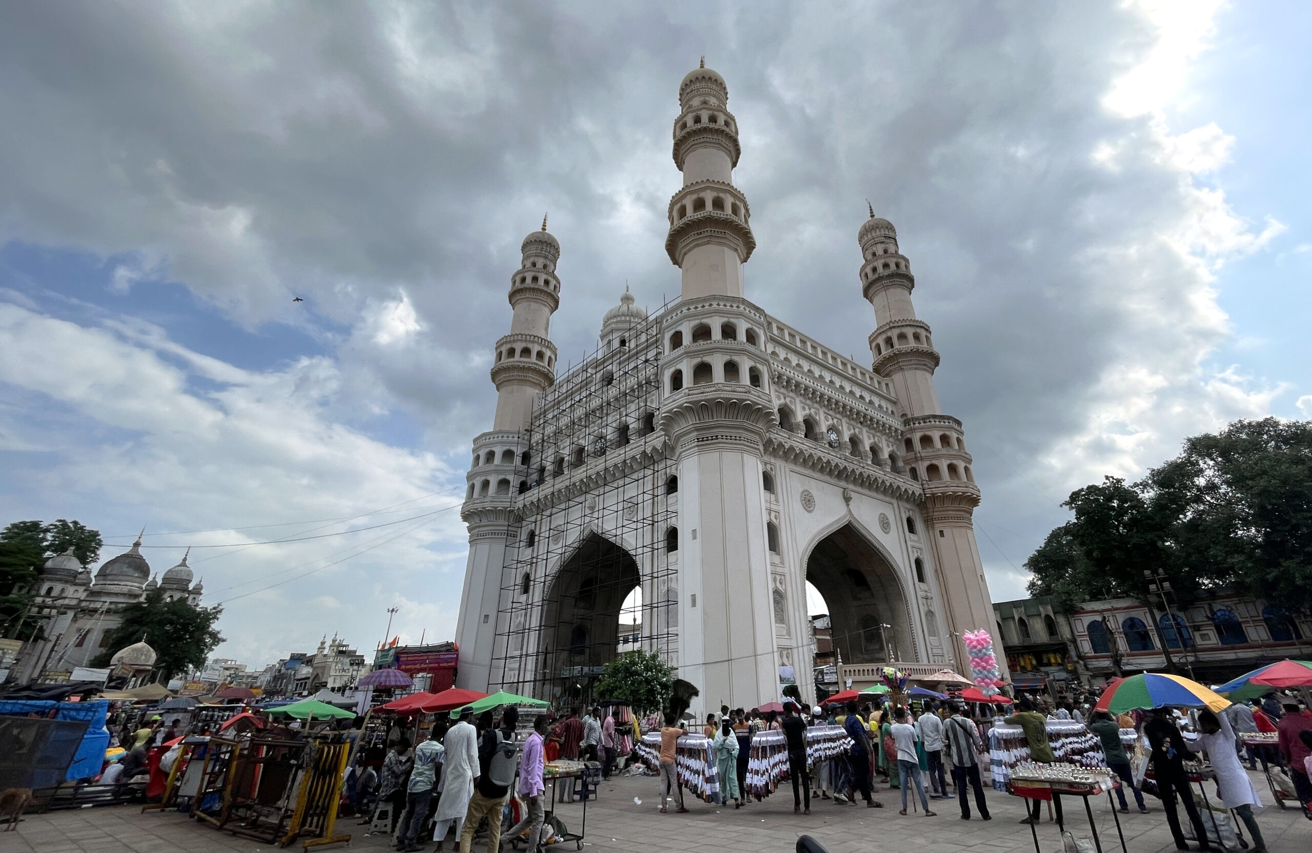 Charminar lacks basic seating despite grand redevelopment plans