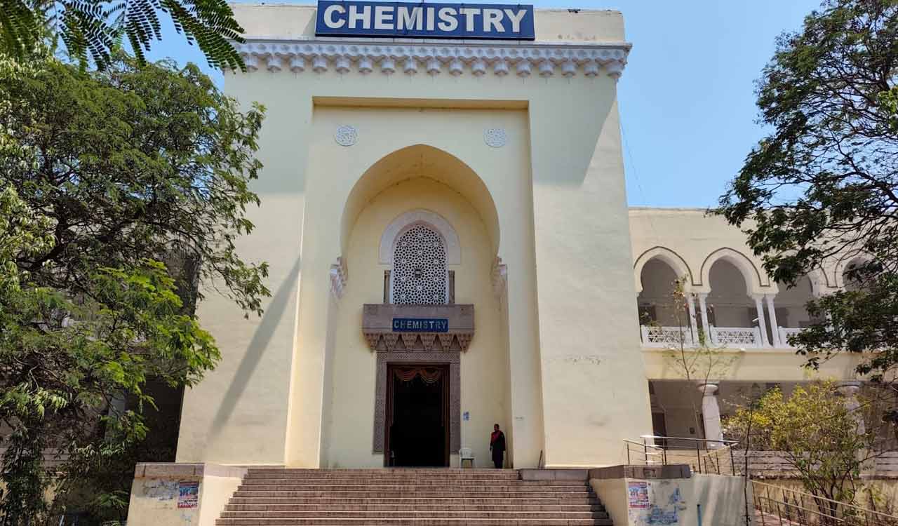 Chemistry Building O U