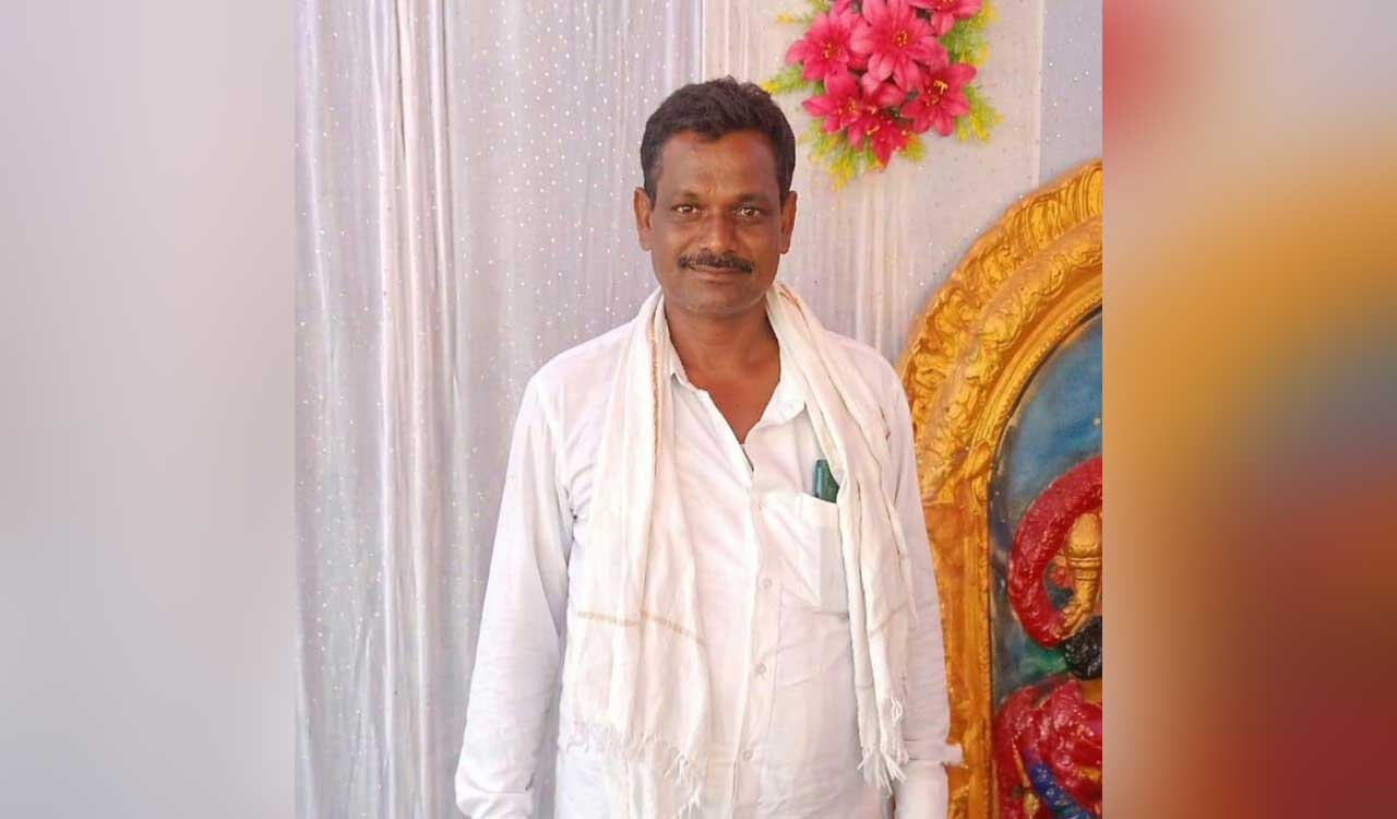 Farmer dies of electric shock while grazing cattle in Medak