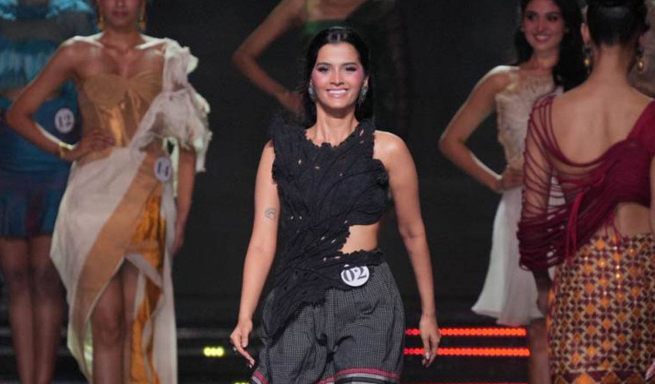 Indian Handlooms get global makeover at Femina Miss India pageant