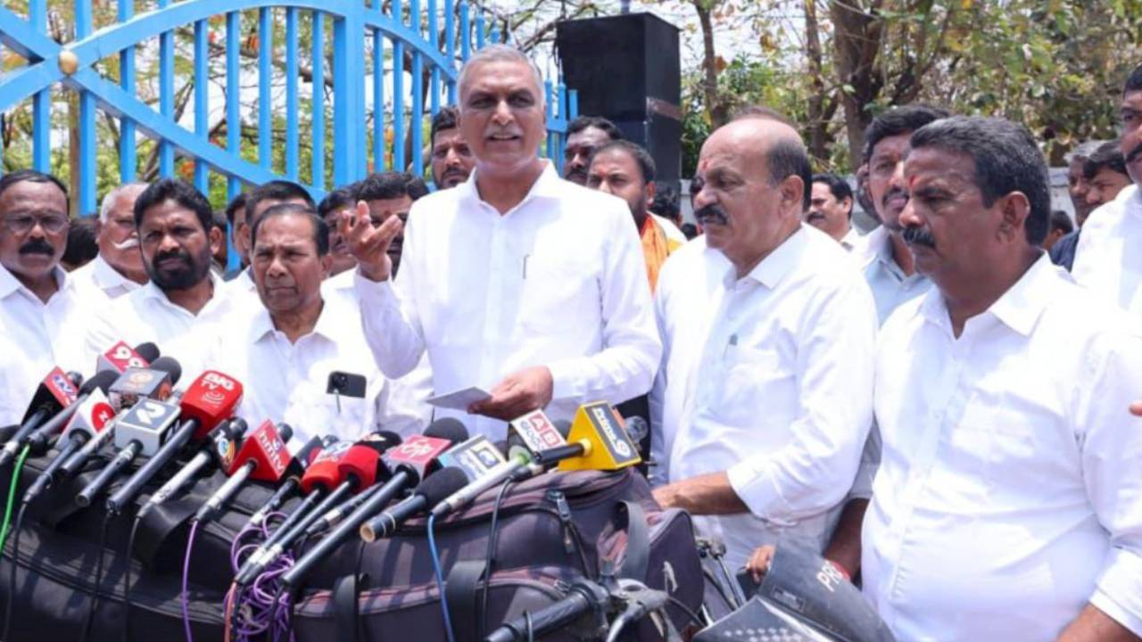 Congress filed false cases against Manne Krishank for raising people’s cause : Harish