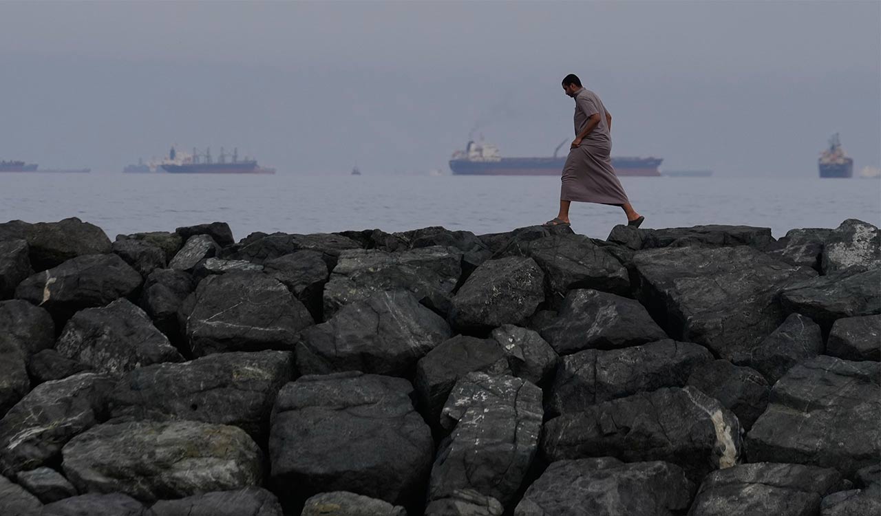 Chart shows Iran may have put sea mines in Strait of Hormuz