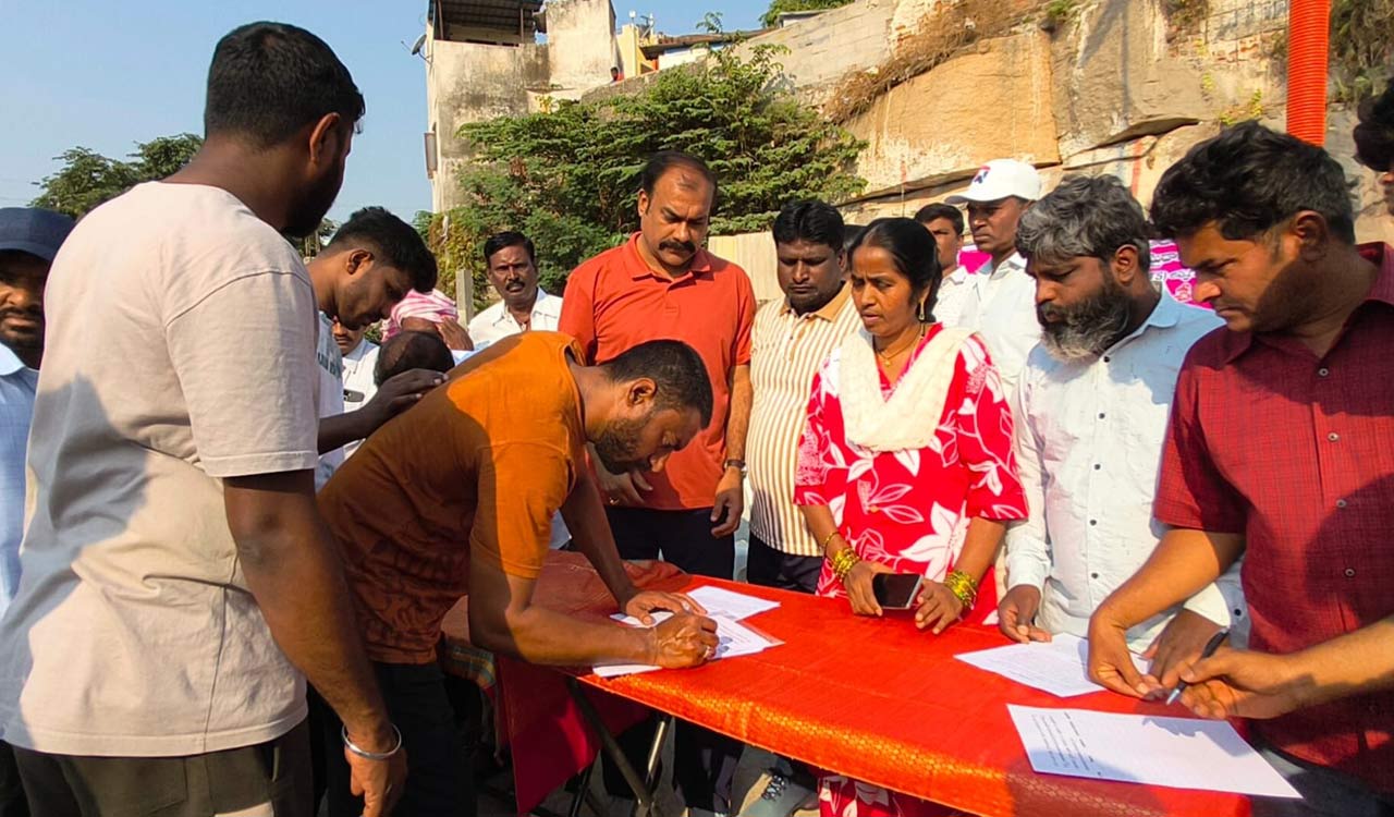 Signature drive launched to save Jubilee Hills playground