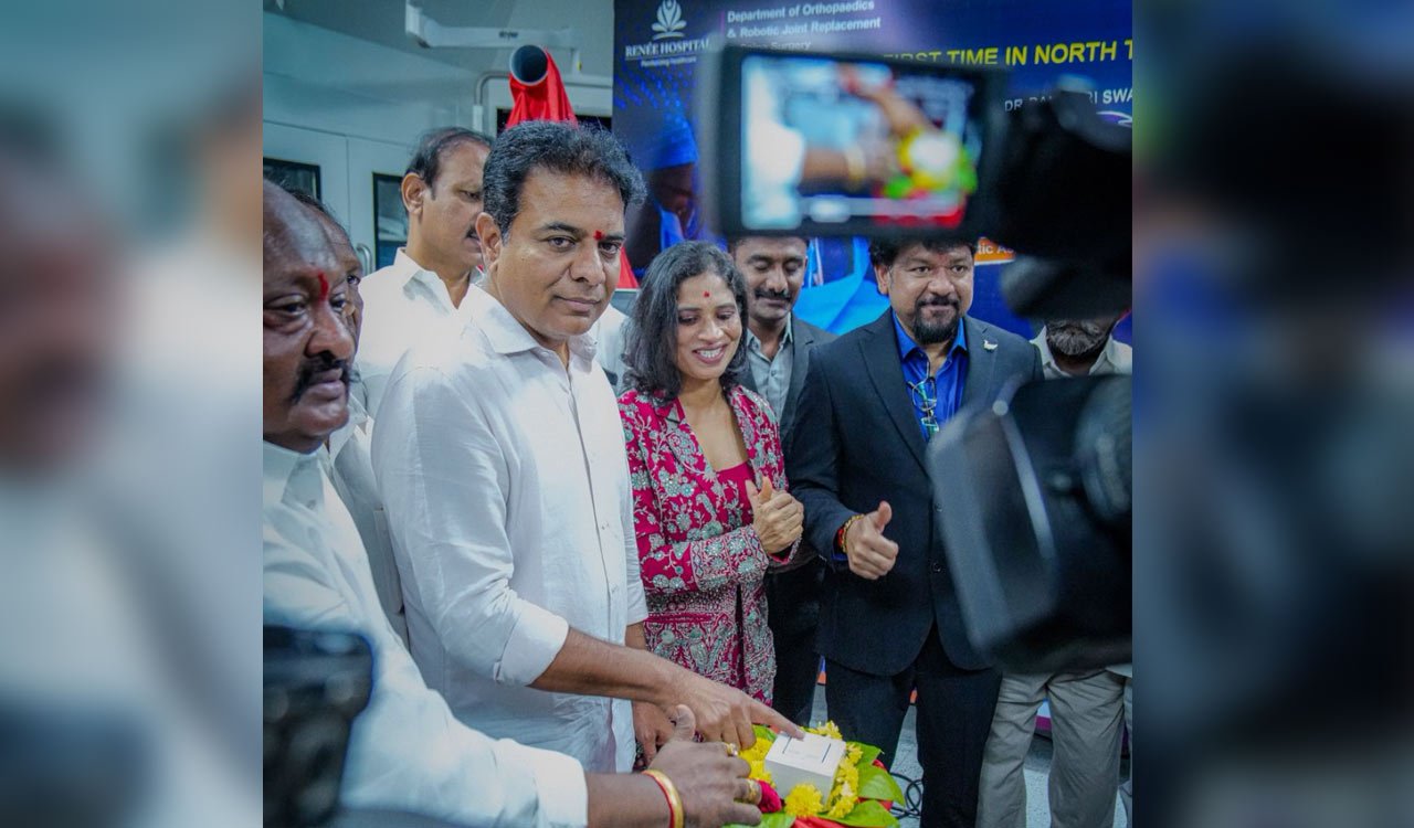 KTR inaugurates robotic knee replacement surgery facility in Renee hospital