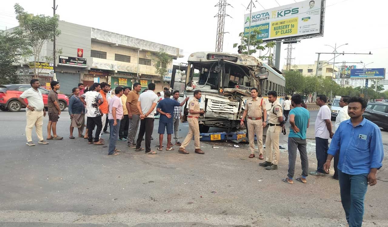 RTC bus with private driver rams truck during strike, several injured in Karimnagar